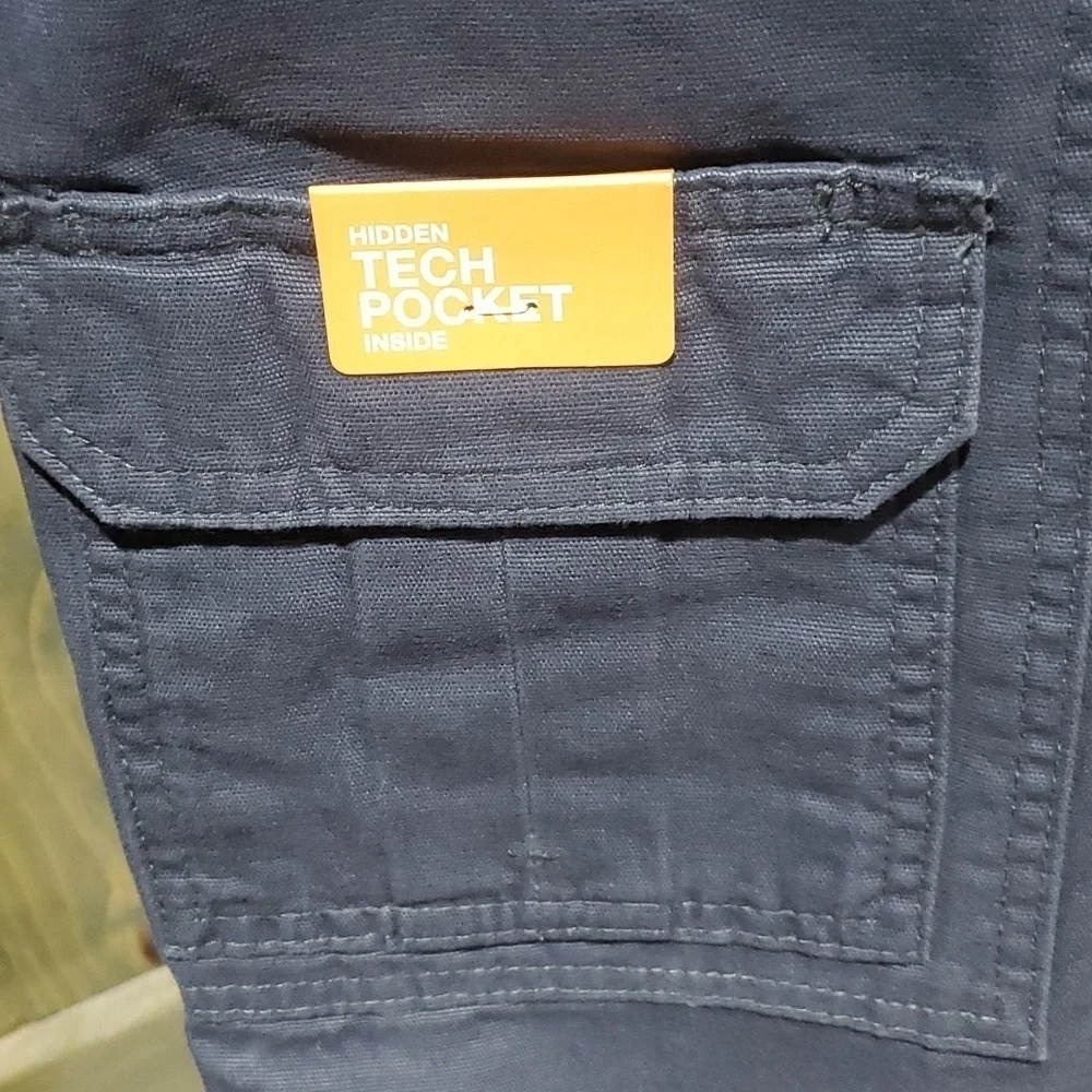 NWT SAVANE HIKING CARGO SHORTS TECH POCKETS Adventure Casual Gorp Fishing Guy
